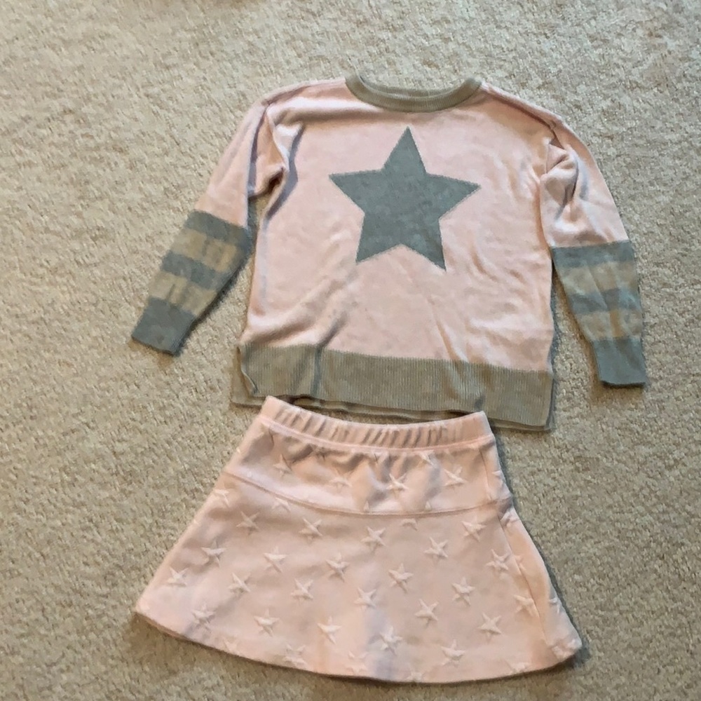 Star print sweater and skirt set